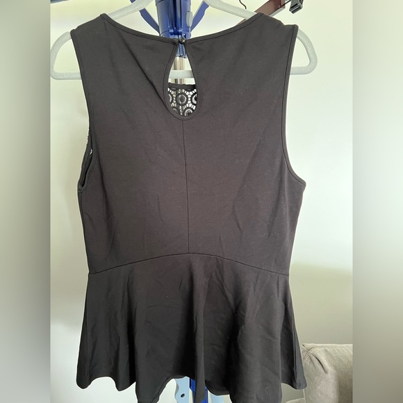 Torrid Peplum Tank Top - Size 00 - Picture 2 of 4